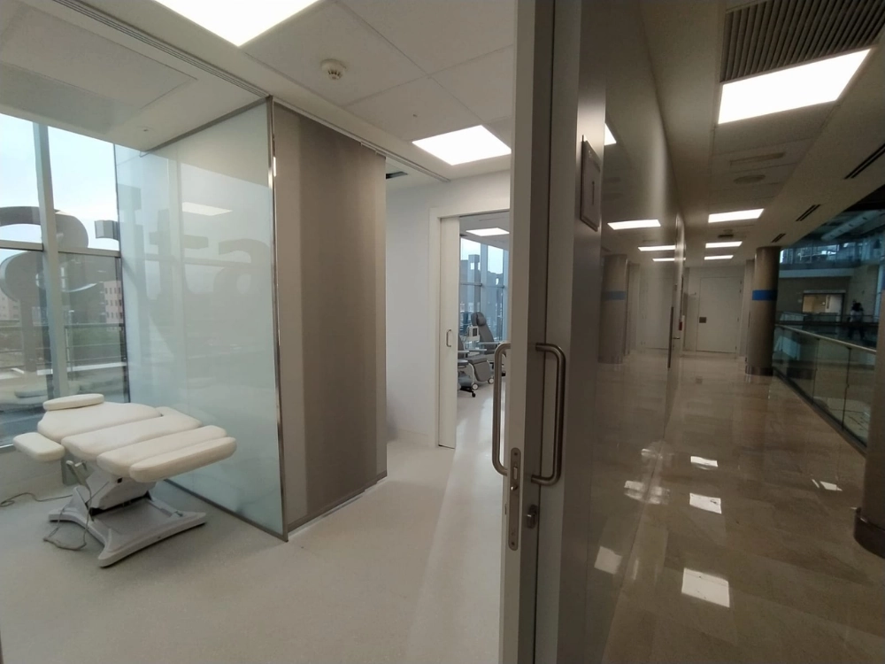 Centro médico o clínica moderna — Misolincar