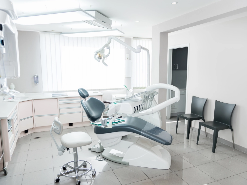 Clínica dental o centro especializado — Misolincar