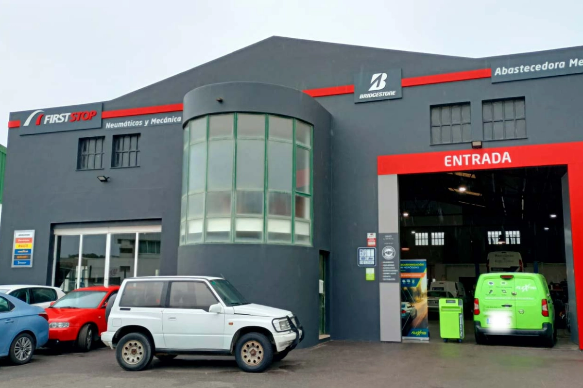 Reforma autocentro First Stop Mahón